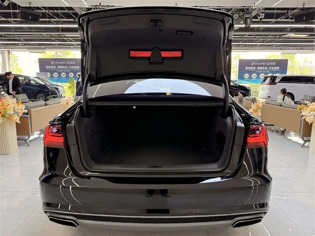 Audi A6L 2019 — фото 29