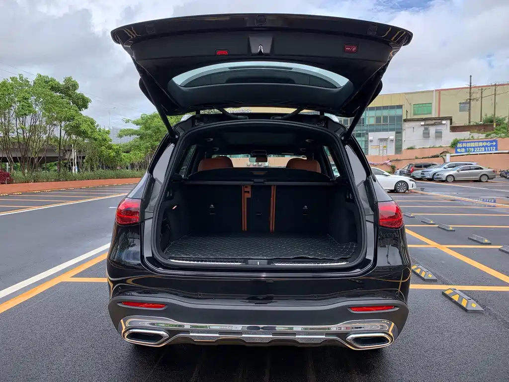 Mercedes-Benz GLC 2026