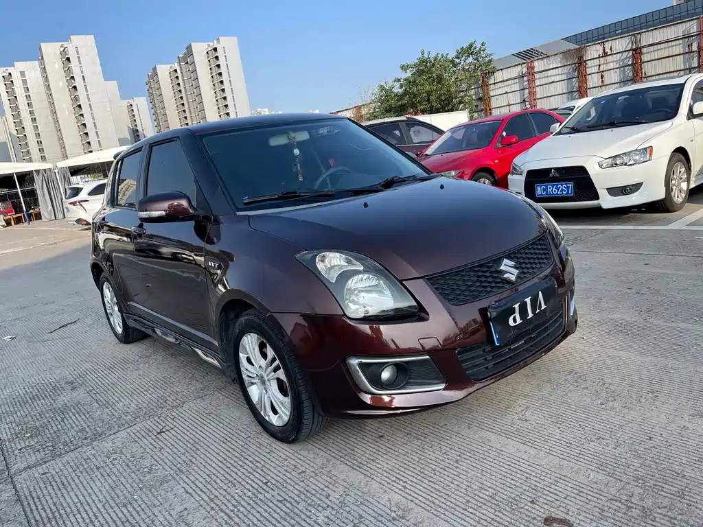 Suzuki Swift 2013 — фото 3