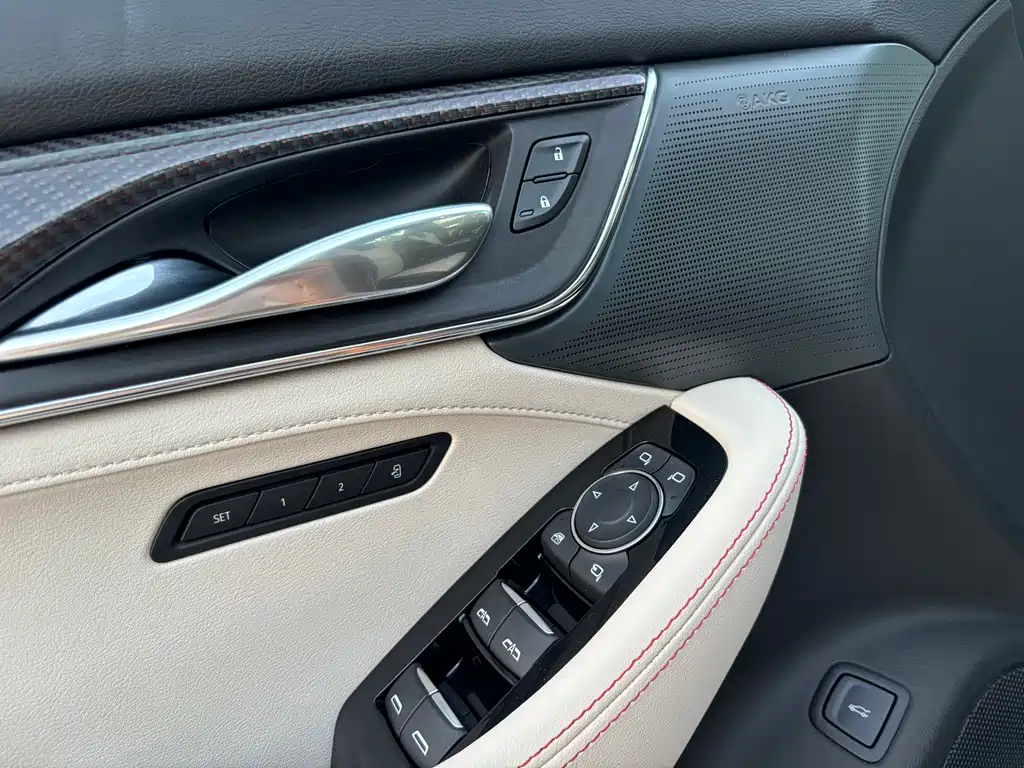 Cadillac CT5 2025 — фото 14