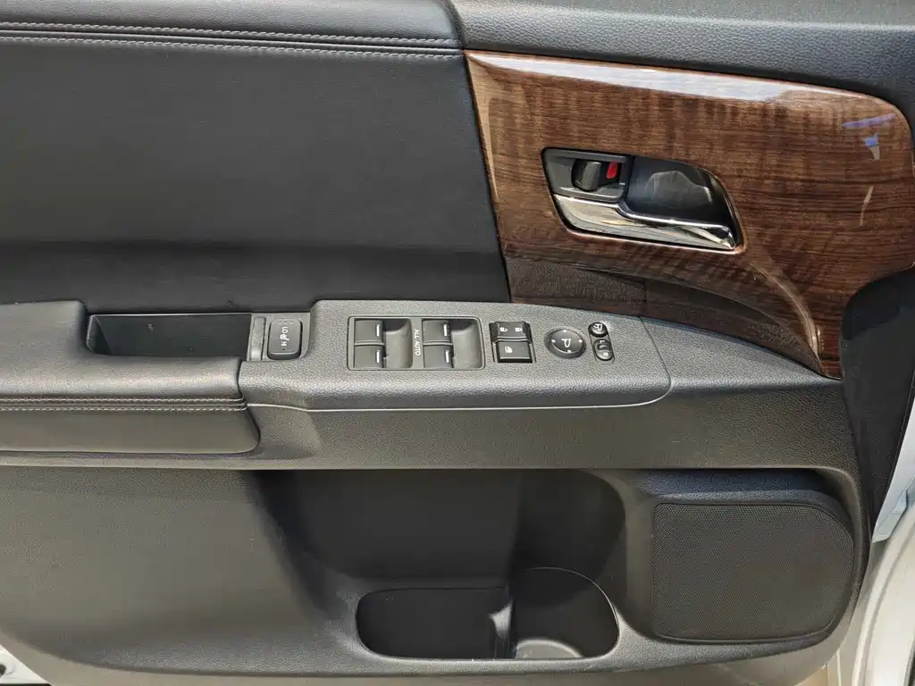 Honda Odyssey 2016 — фото 19