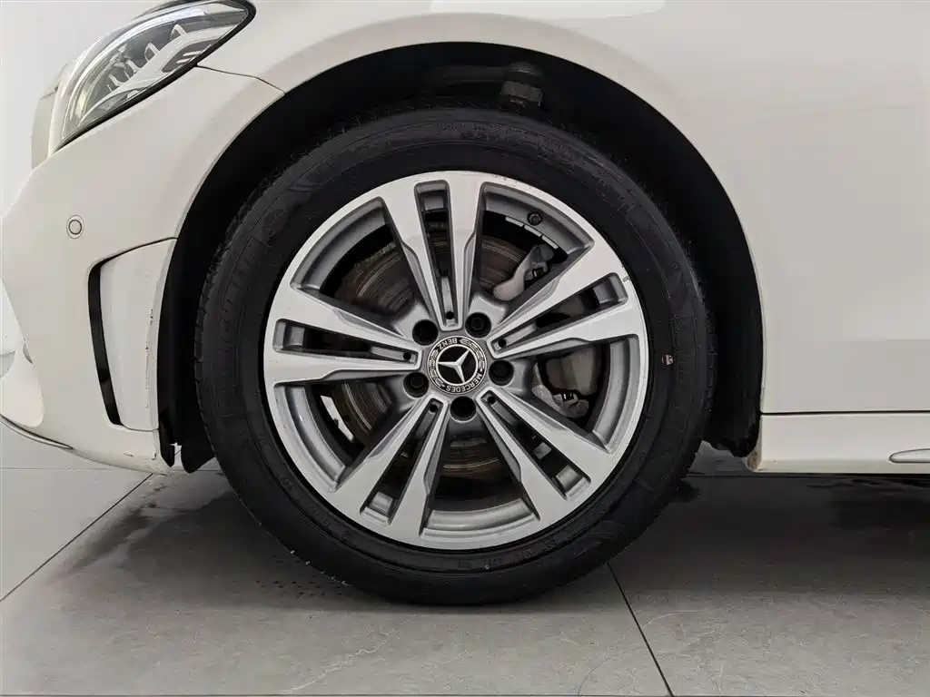 Mercedes-Benz C-Class 2020 — фото 17