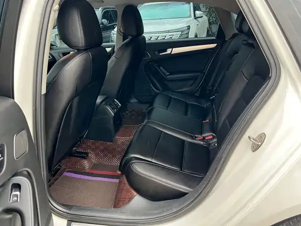 Audi A4L 2016