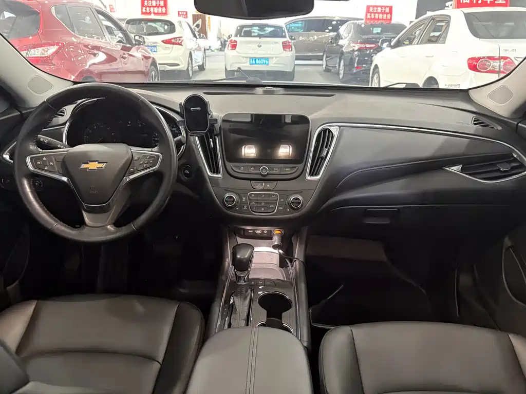 Chevrolet Malibu XL 2022 — фото 11