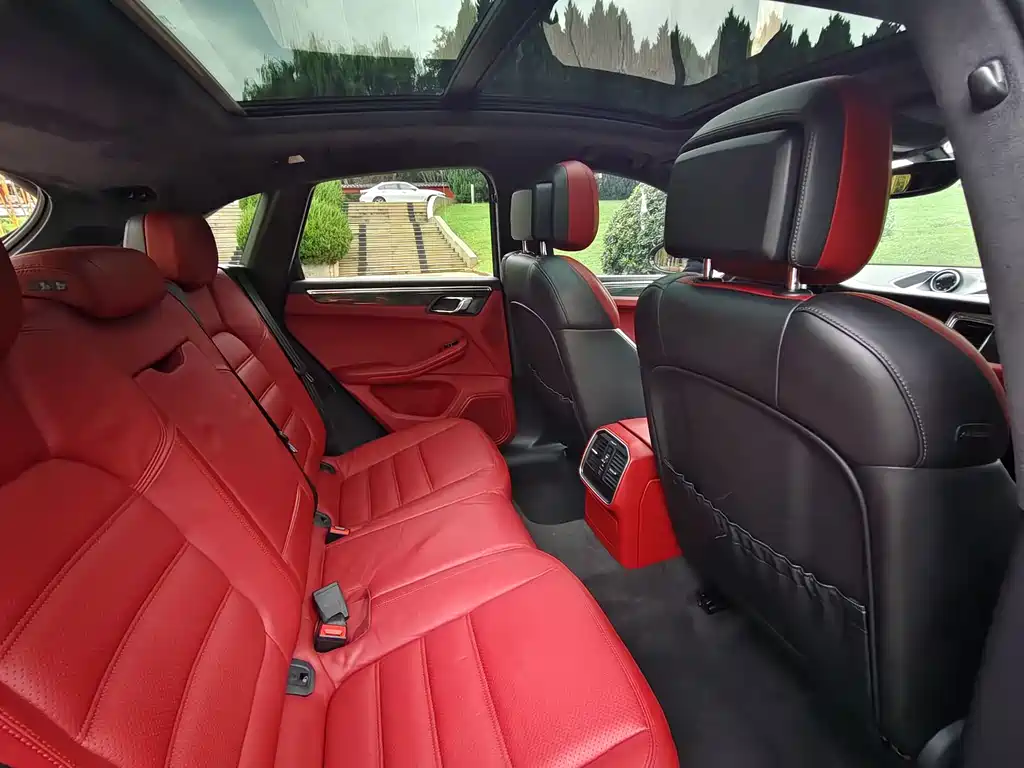 Porsche Macan 2015 — фото 24
