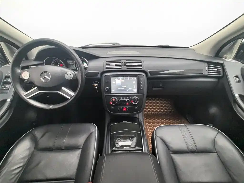 Mercedes-Benz R-Class 2018 — фото 5