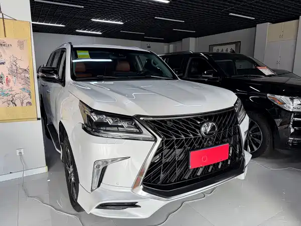 Lexus LX 2018