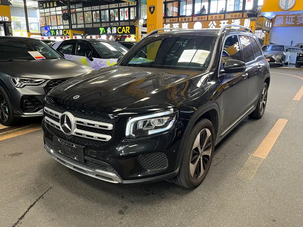 Mercedes-Benz GLB 2023 — фото 2