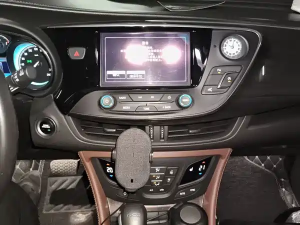 Buick Envision Plus 2017