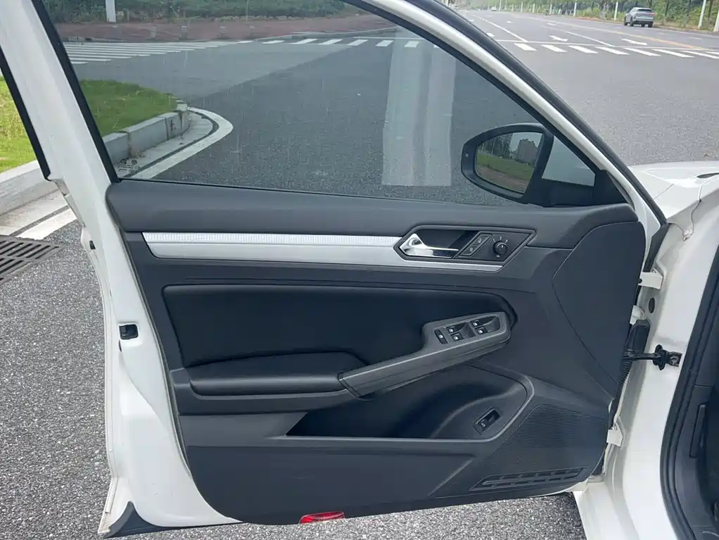 Volkswagen Lamando 2021