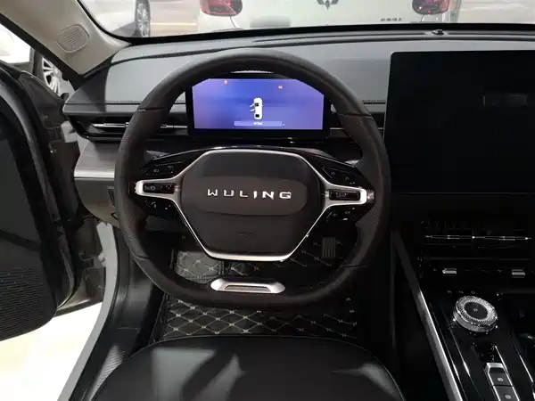 Wuling Starlight 2024