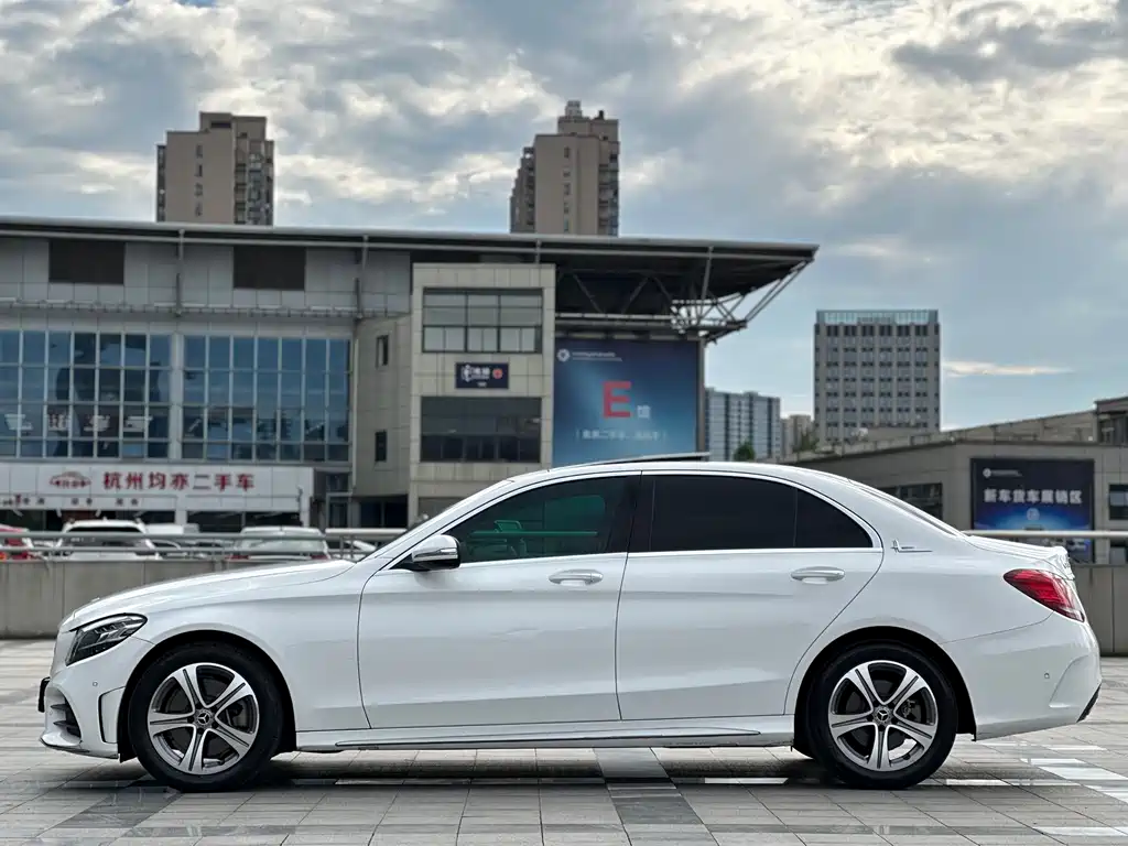 Mercedes-Benz C-Class 2020 — фото 8