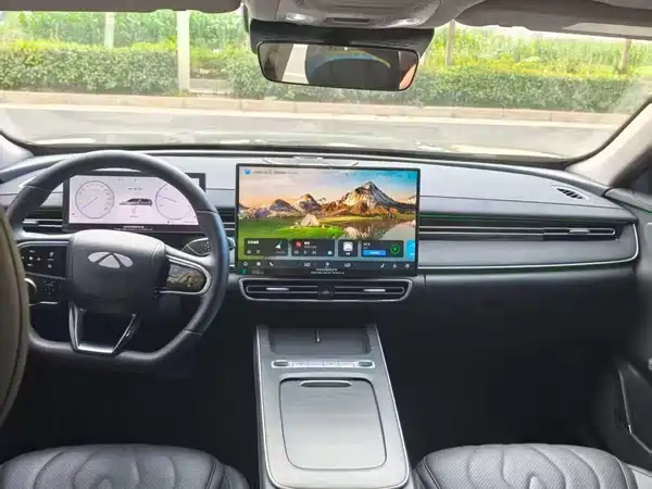 Chery Fengyun A8L 2025