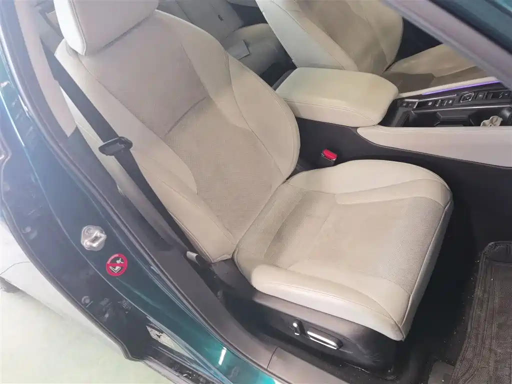 Honda Accord New Energy 2023 — фото 4