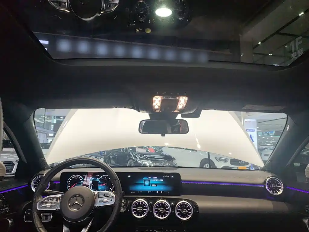 Mercedes-Benz A-Class 2023 — фото 14