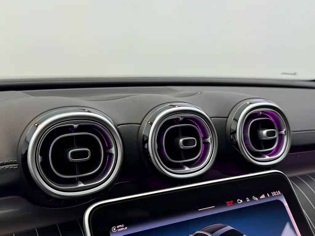 Mercedes-Benz C-Class 2022 — фото 11