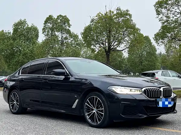 BMW 5 Series 2023