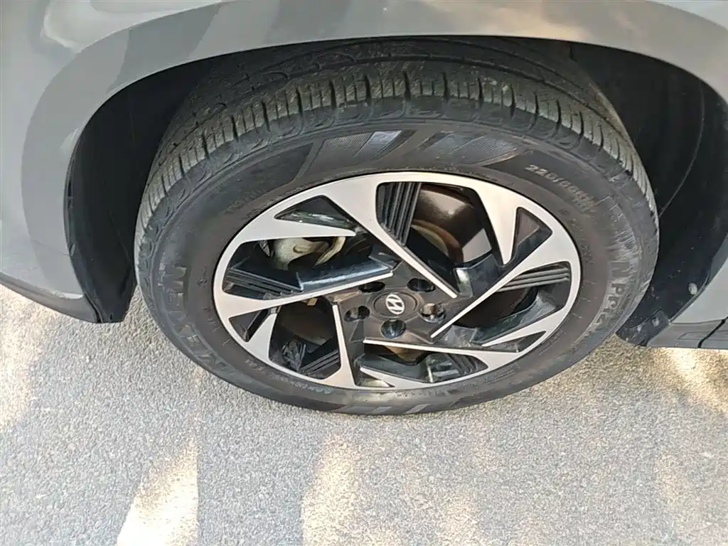Hyundai Custo 2023 — фото 23