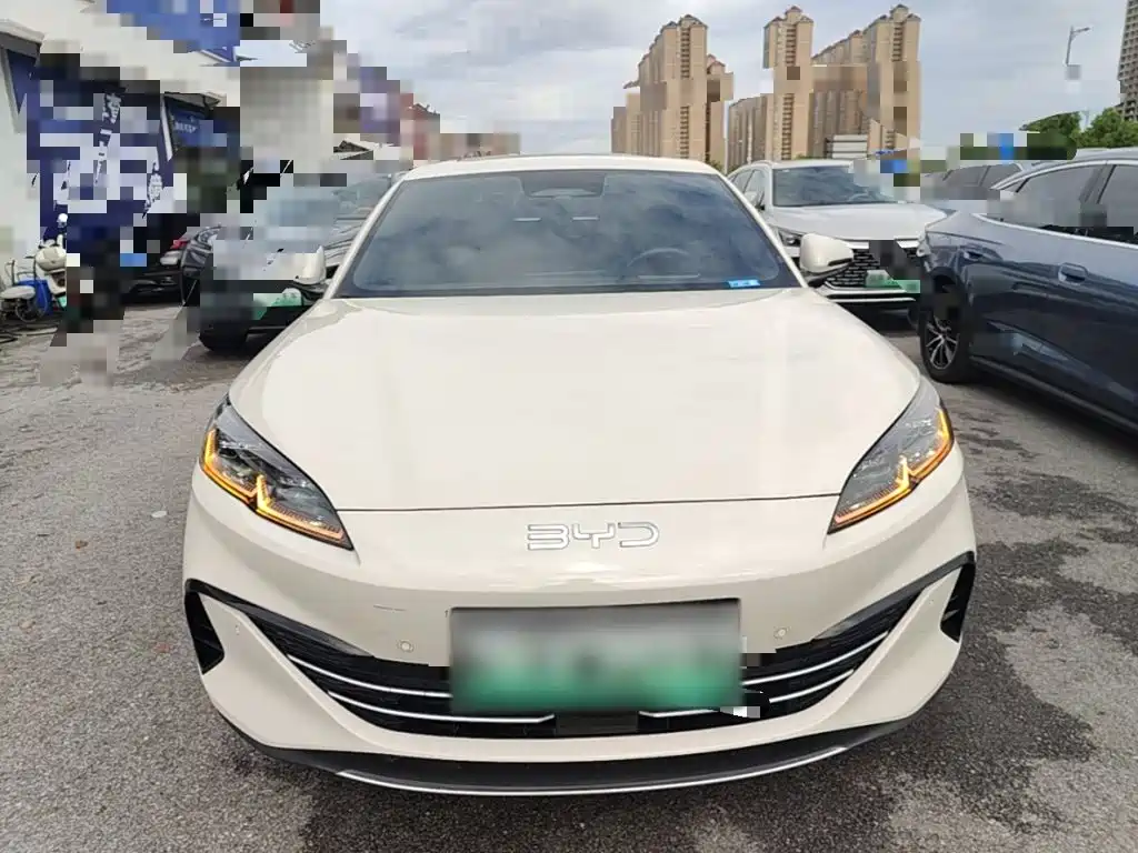 BYD Seal 06 2025