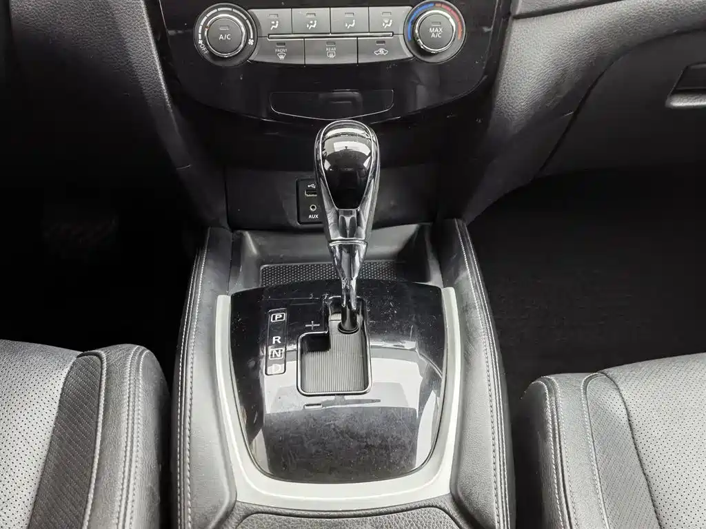 Nissan X-Trail 2017 — фото 13