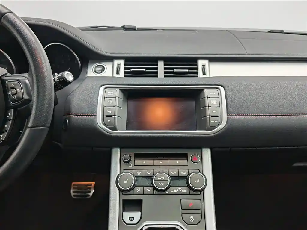 Land Rover Evoque 2014 — фото 12