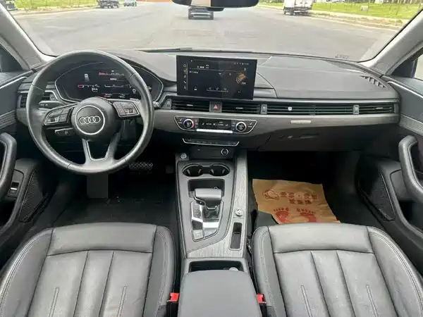Audi A4 2021