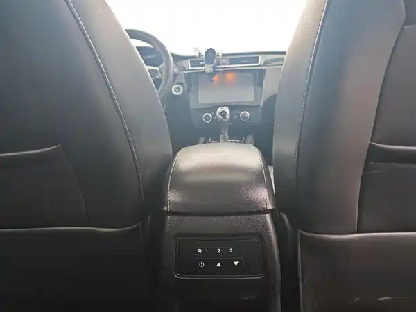 Dongfeng Scenery 580 2016
