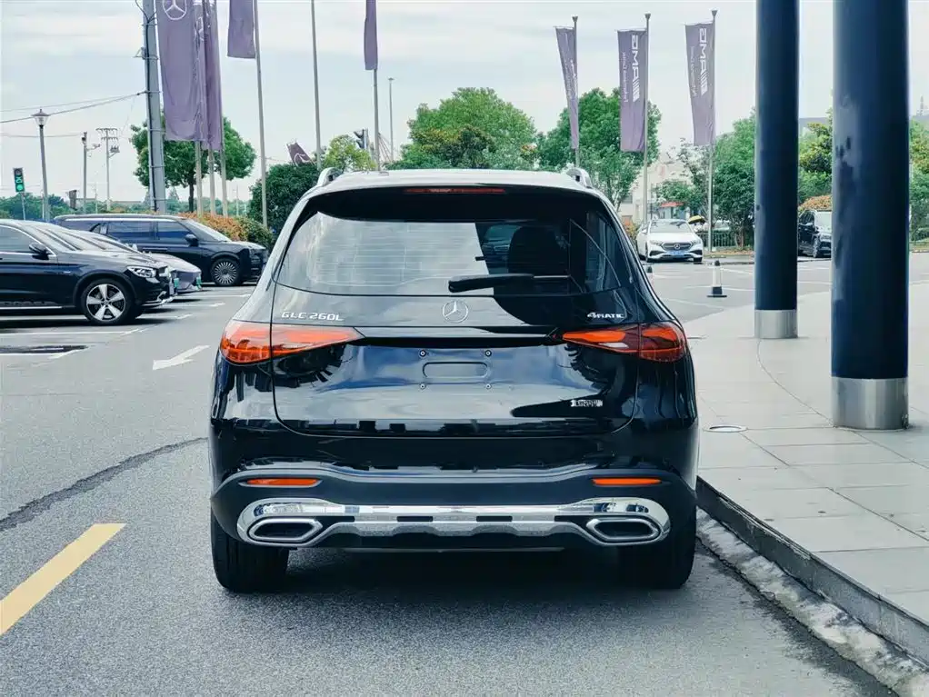 Mercedes-Benz GLC 2025