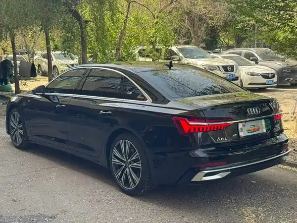 Audi A6L 2023