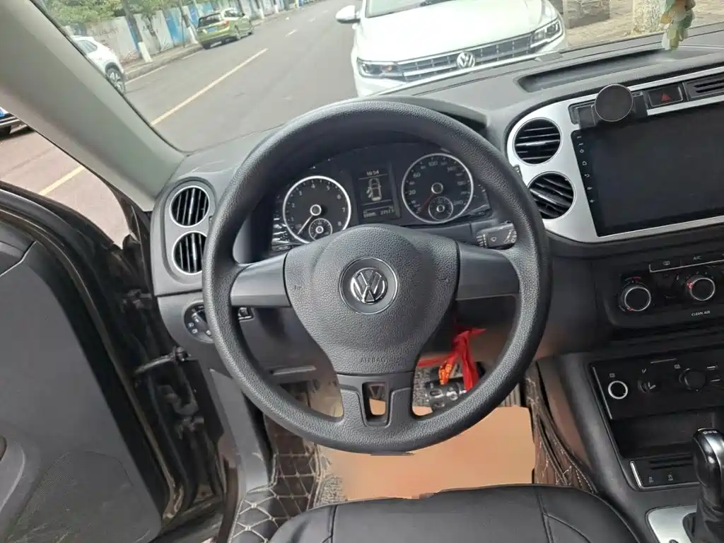 Volkswagen Tiguan 2017 — фото 3