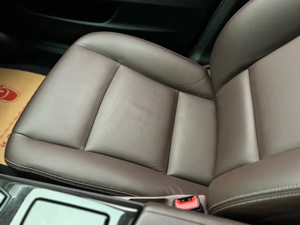 BMW 5 Series 2016 — фото 15