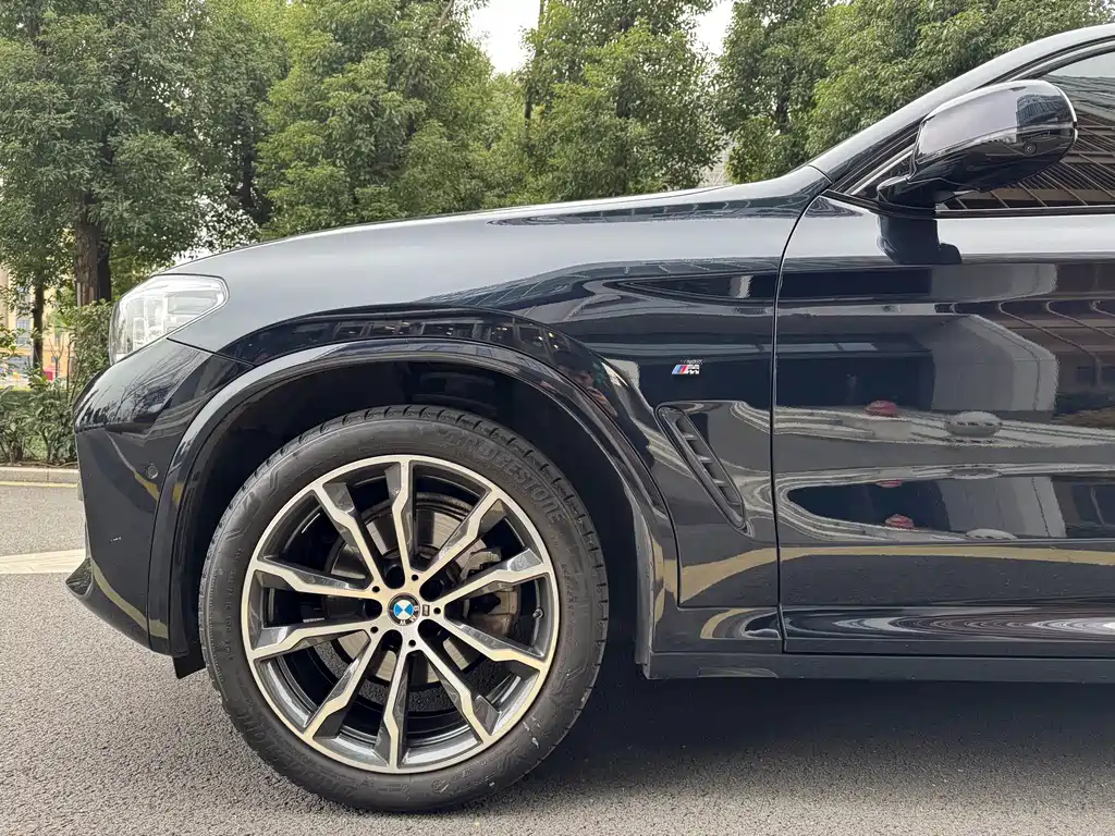 BMW X4 2021 — фото 9