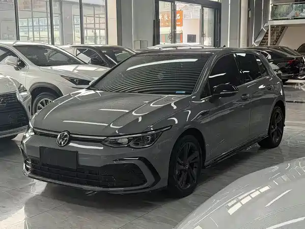 Volkswagen Golf 2023