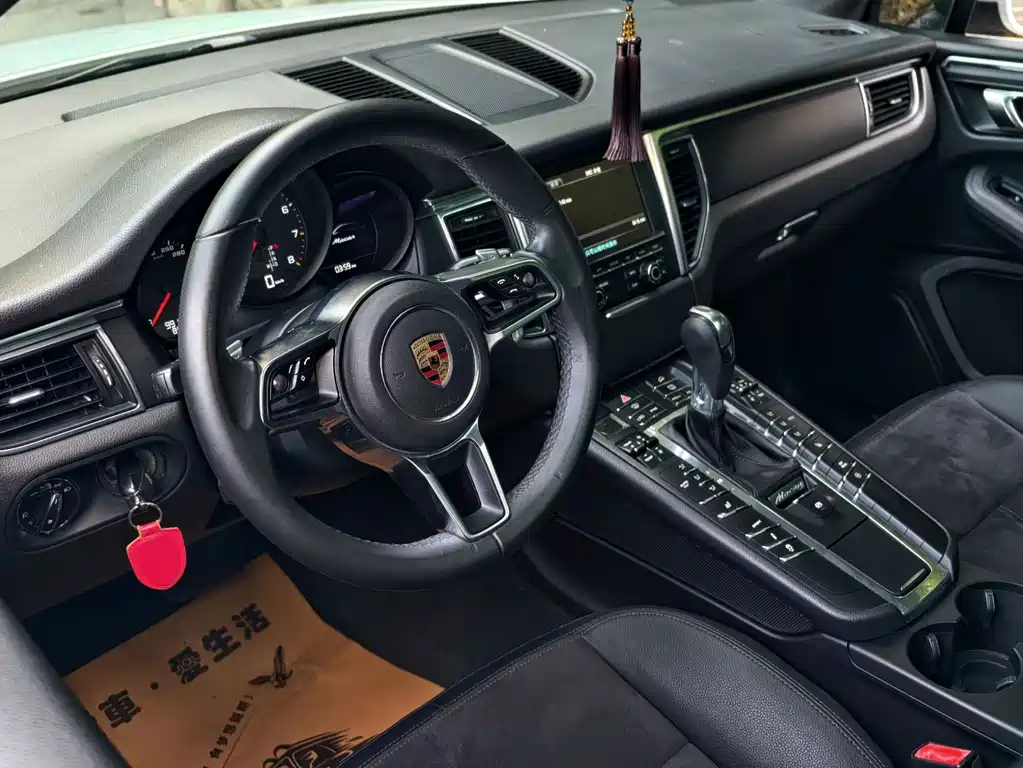 Porsche Macan 2015 — фото 4