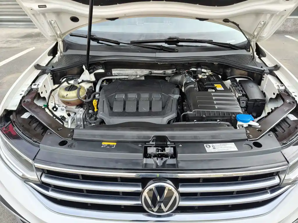 Volkswagen Tiguan L 2022 — фото 14