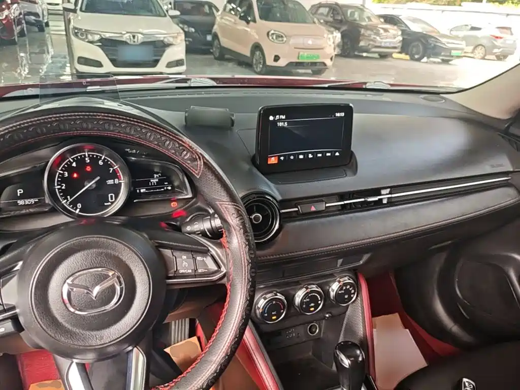 Mazda CX-3 2018 — фото 10