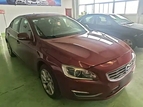 Volvo S60 2015