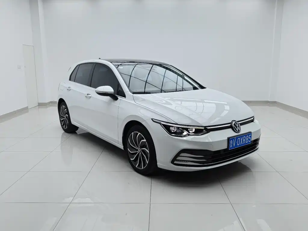 Volkswagen Golf 2022