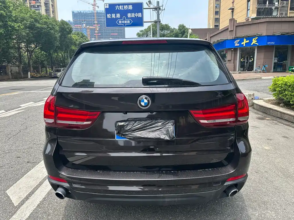 BMW X5 2017 — фото 6
