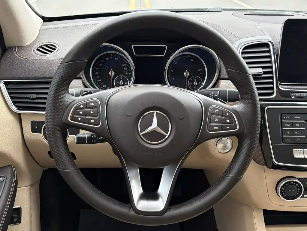 Mercedes-Benz GLE 2019 — фото 10