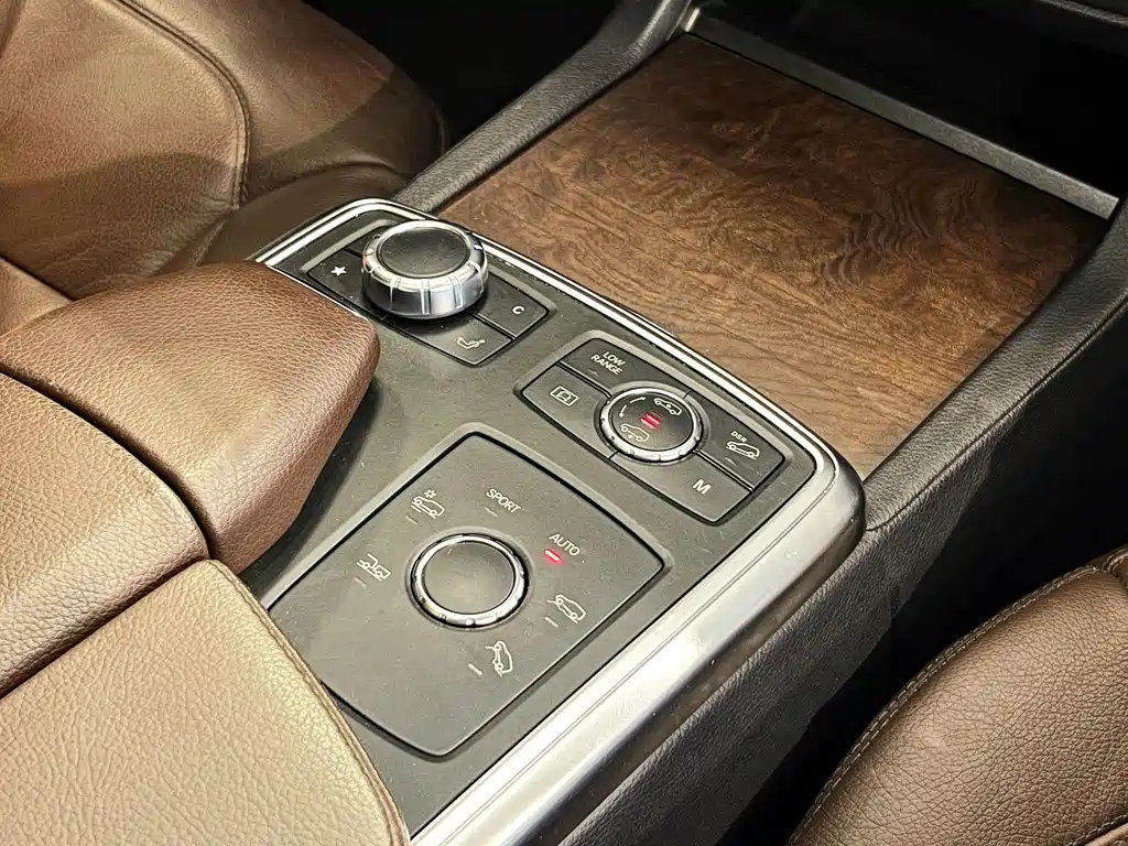 Mercedes-Benz GL-Class 2015 — фото 13