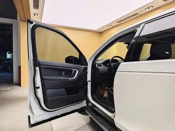 Land Rover Discovery Sport 2017