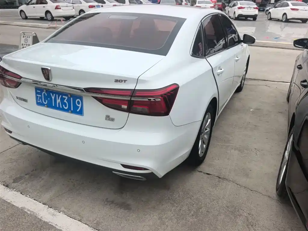 Roewe i6 Classic 2017 — фото 8