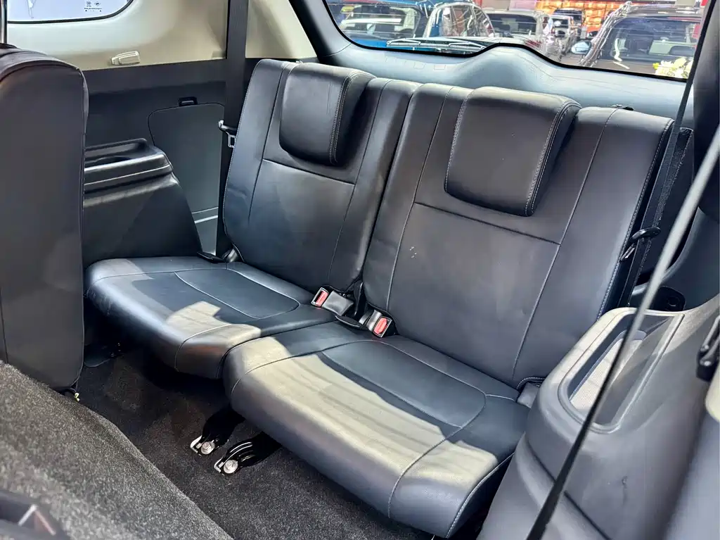 Mitsubishi Outlander 2018 — фото 11