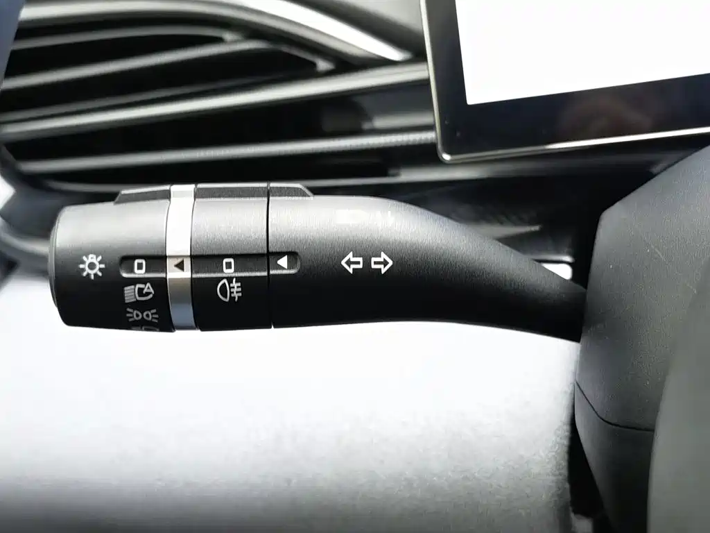 BYD Seal 2024 — фото 21