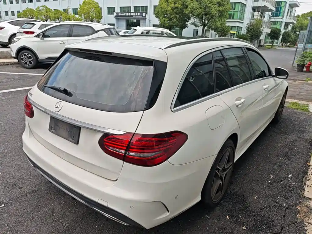 Mercedes-Benz C-Class 2019