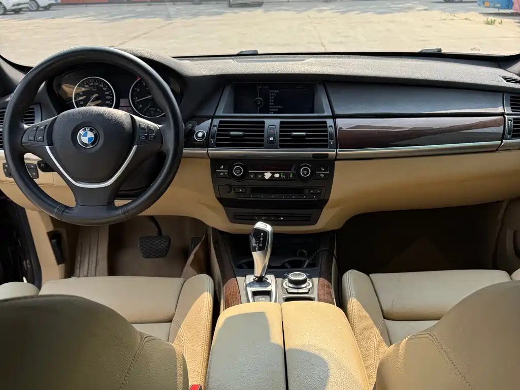 BMW X5 2013 — фото 8