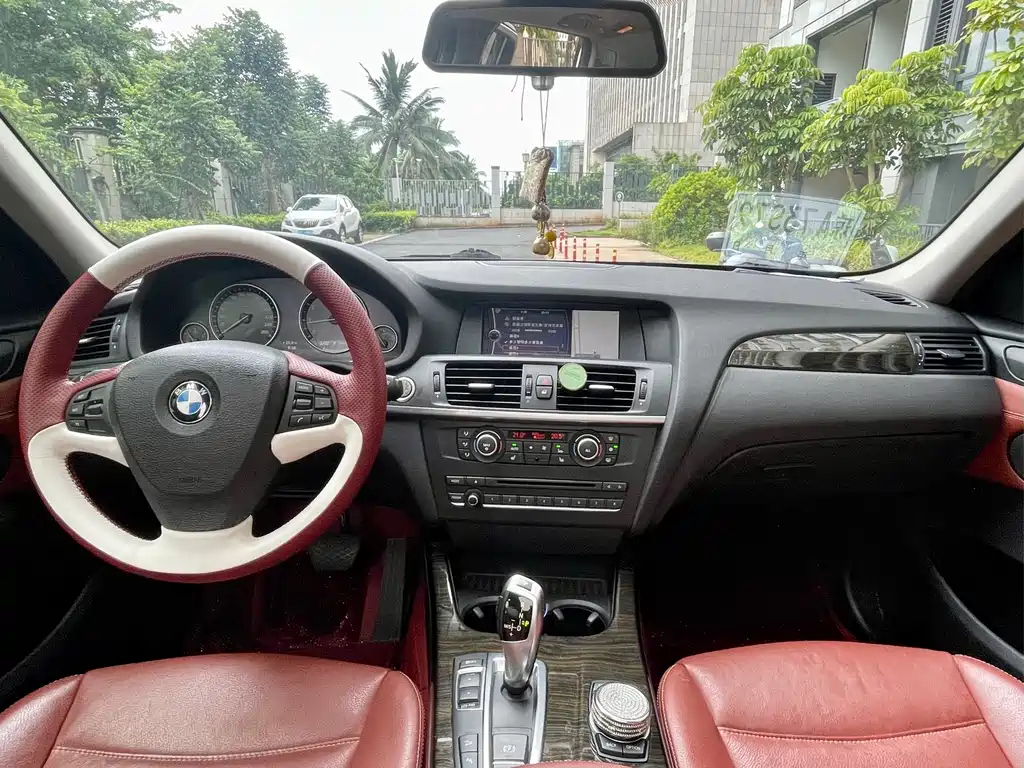 BMW X3 2012