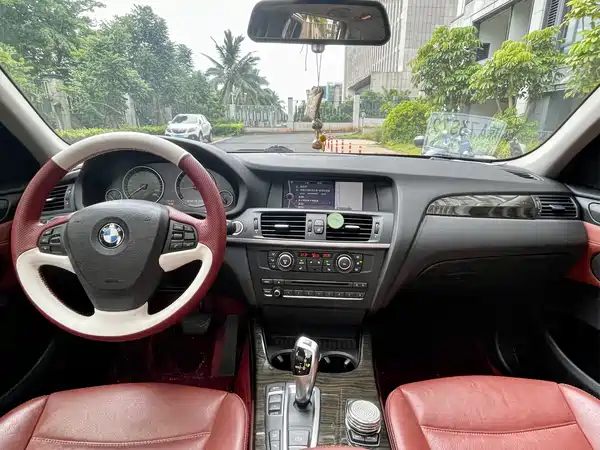 BMW X3 2012