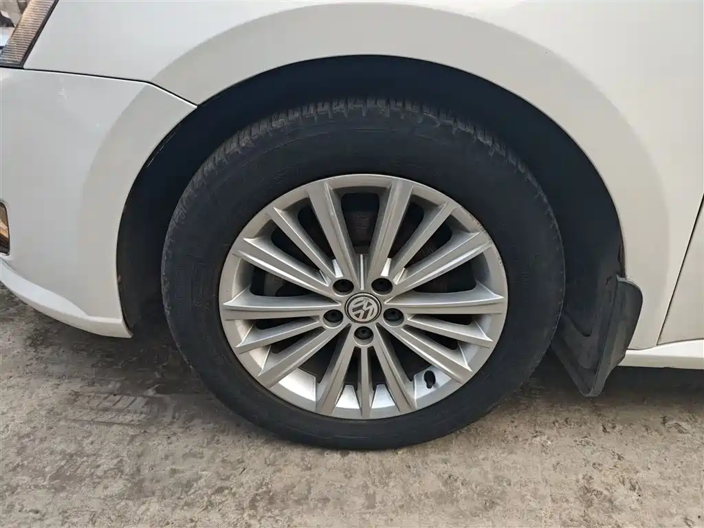 Volkswagen Gran Lavida 2015 — фото 23